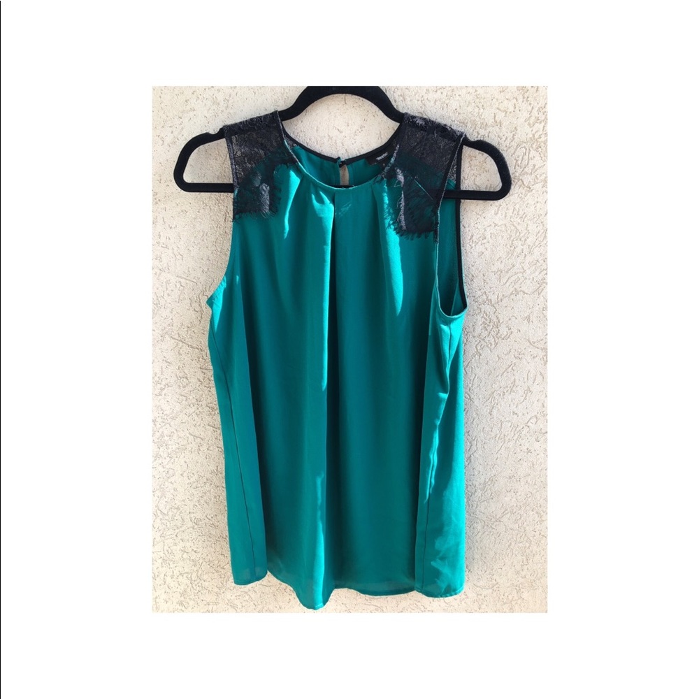 Mossimo Hunter Green Top with Lace